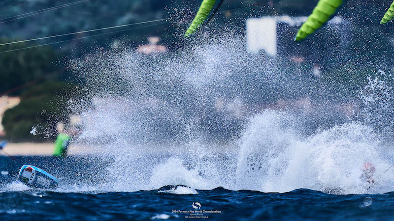 132977000002419493 zc v1 1715881190775 internet 2024 05 16 fk worlds d3 700 rh