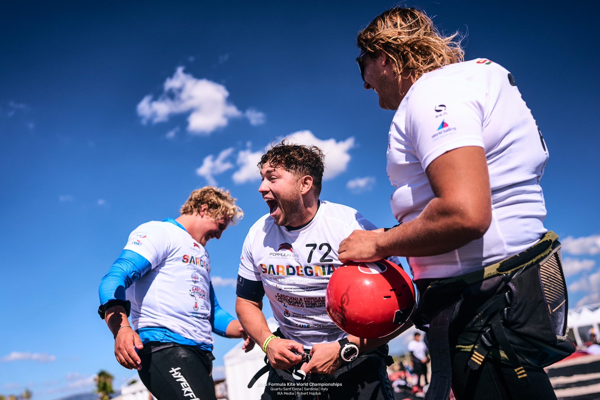 132977000006481298 zc v1 1759336274356 internet 2025 10 01 fk worlds d2 544 rh