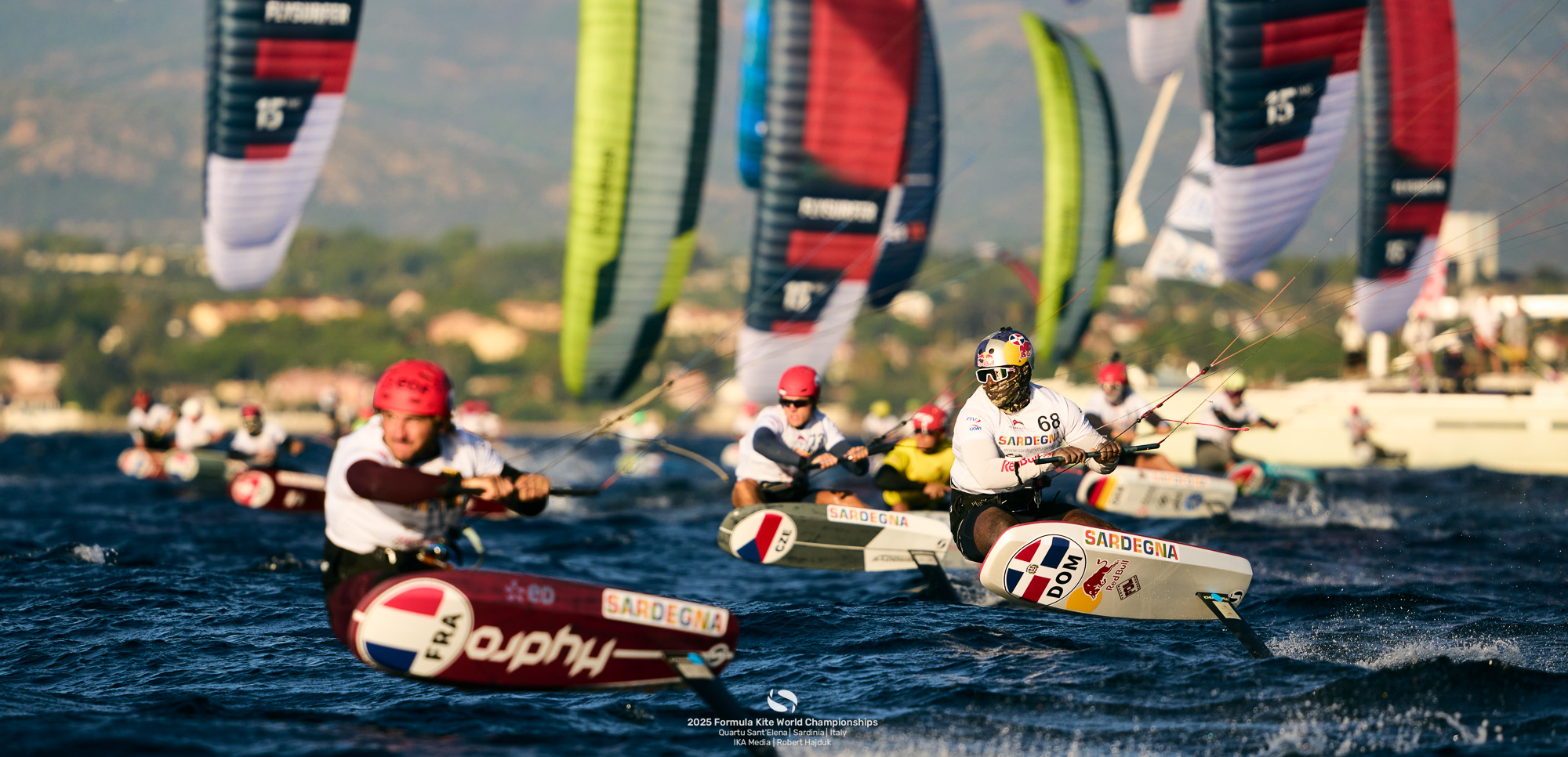 132977000006494204 zc v1 1759431371475 internet 2025 10 02 fk worlds d3 621 rh