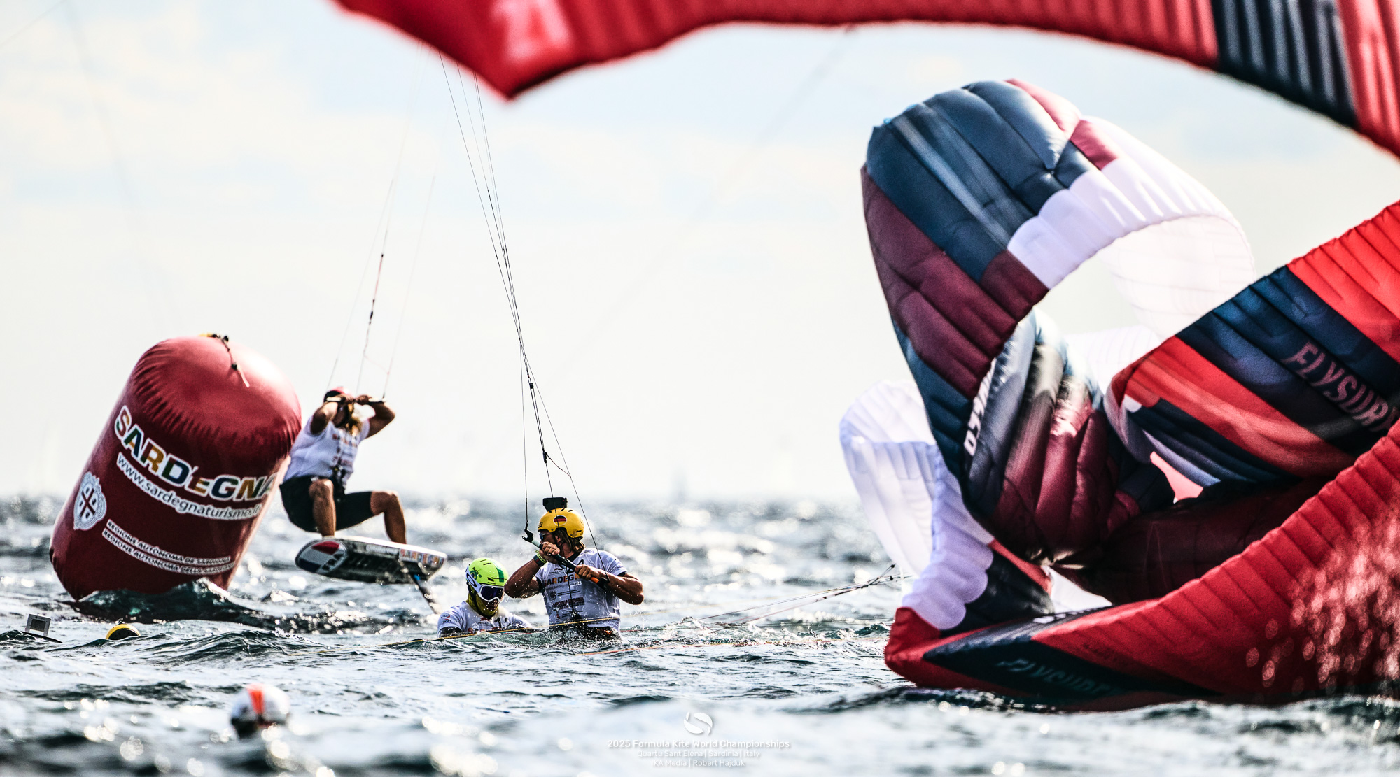 132977000006523073 zc v1 1759511697576 internet 2025 10 03 fk worlds d4 789 rh