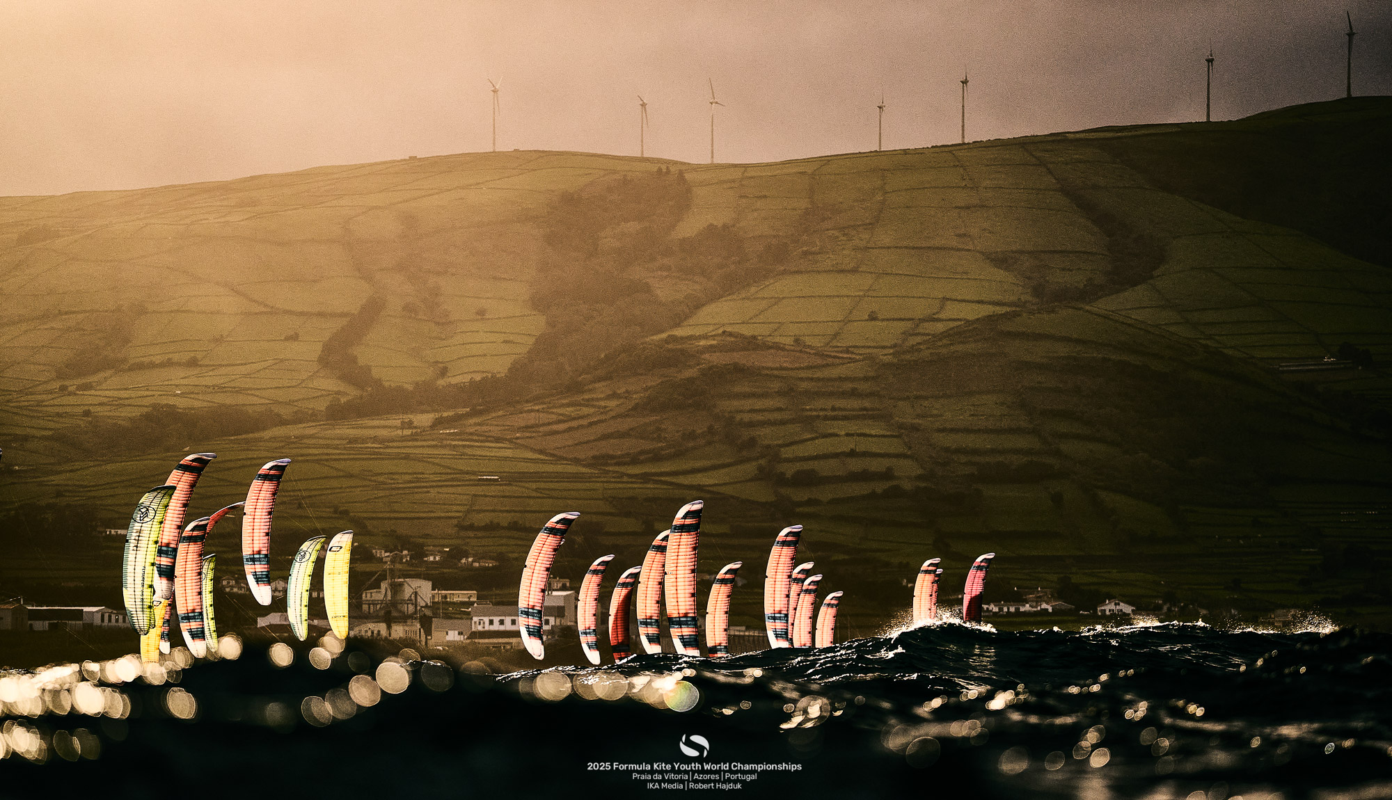 Young guns rise and fall on giant Atlantic swell © IKA media/Robert Hajduk