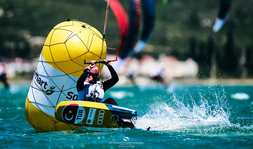 © IKA media/Robert Hajduk: Local star Derin Atakan [TUR] shines on home waters