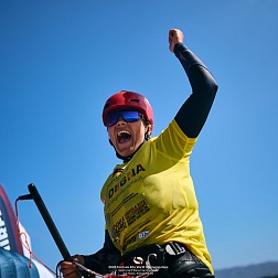 © IKA media/Robert Hajduk: Jessie Kampman celebrates her first world title